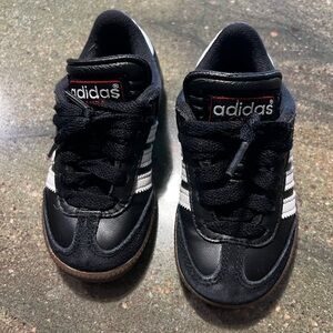 Adidas Sambas - black 8 toddler
